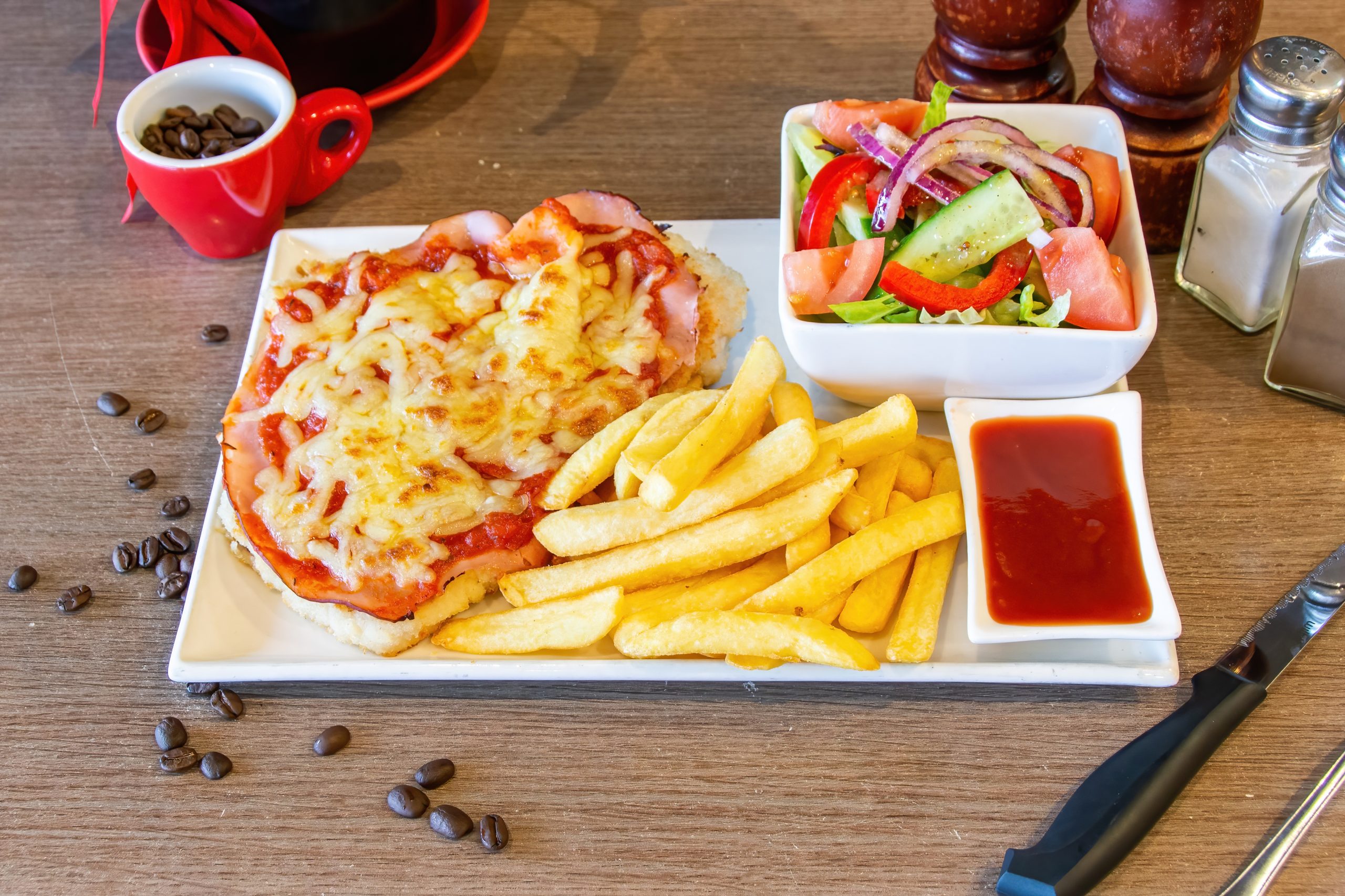 Strudels Cafe_Chicken Parma