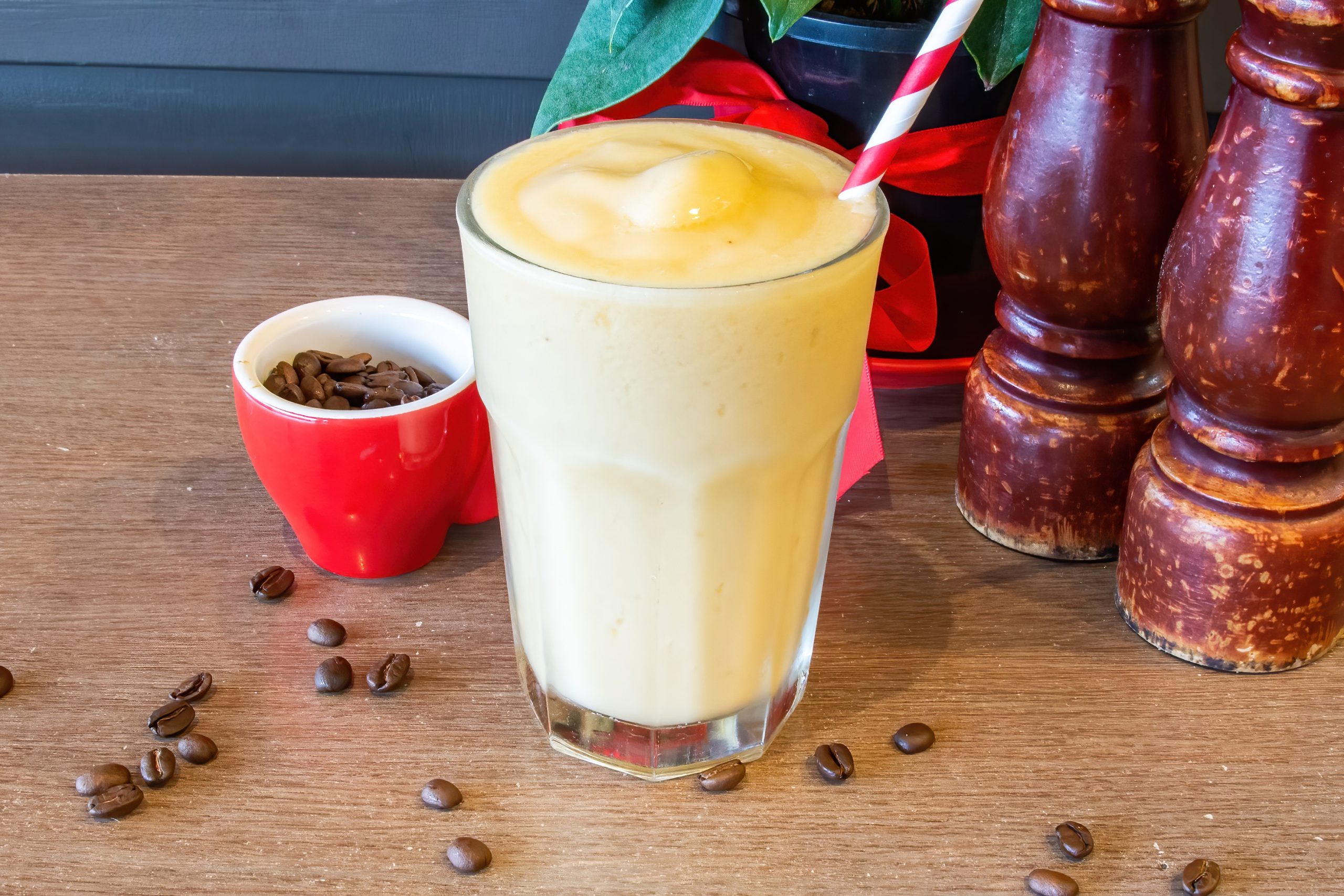 Strudels Cafe_Mango Smoothie_01
